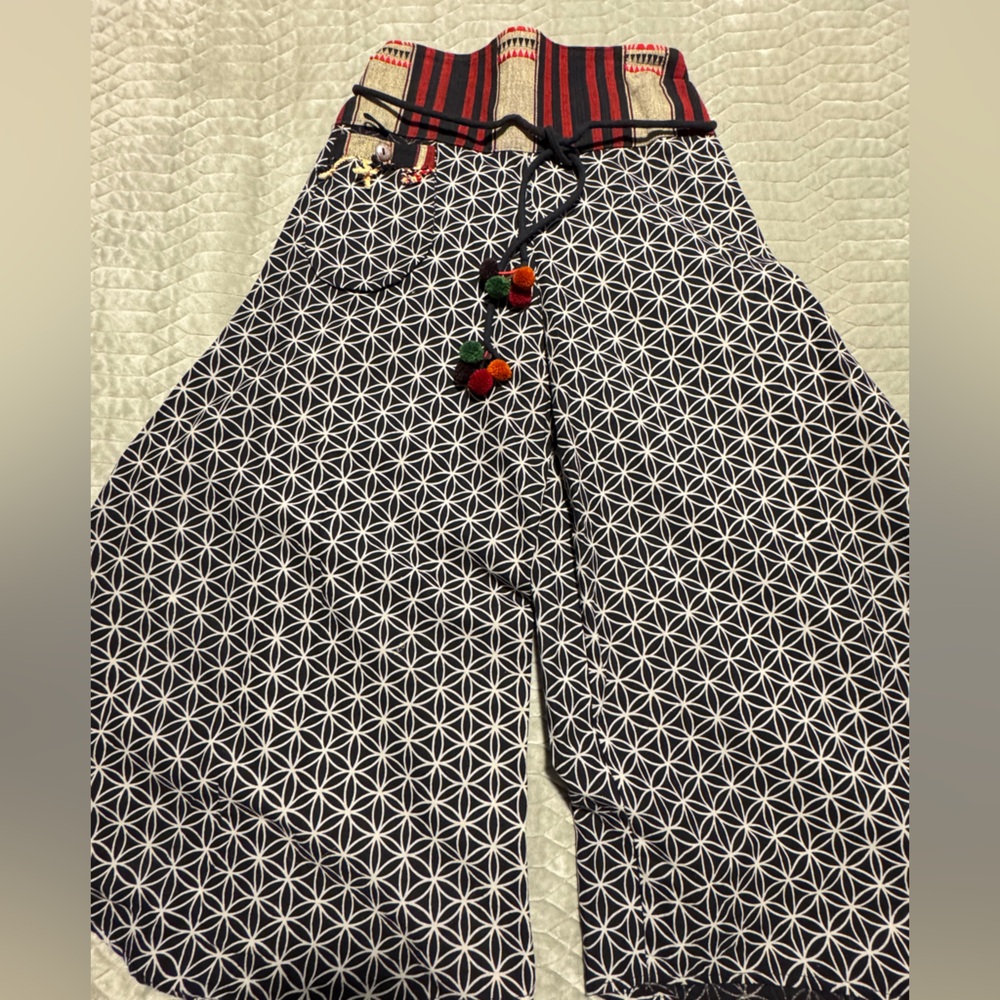 Geometric Black and White Hippie Boho Yoga Wide Leg Pants